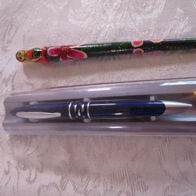 2 pens