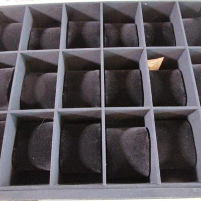 Invicta hard-sided watch case