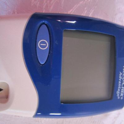 Acucheck Advantage Glucometer