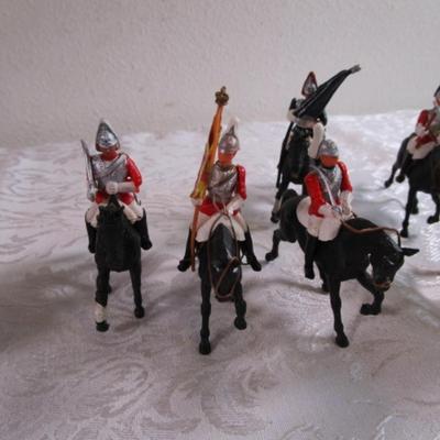 Sale Photo Thumbnail #540: 11 soldiers with horses