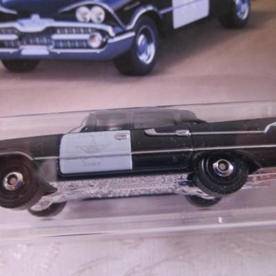 2 Matchbox cars