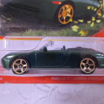 2 Matchbox cars