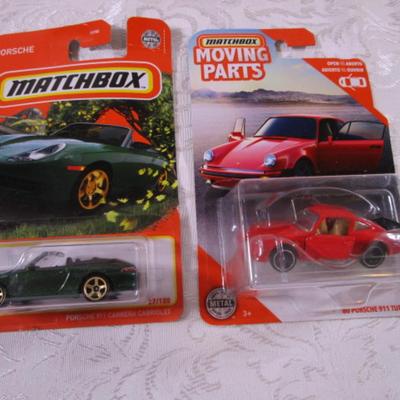 2 Matchbox cars