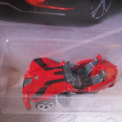 2 Matchbox cars