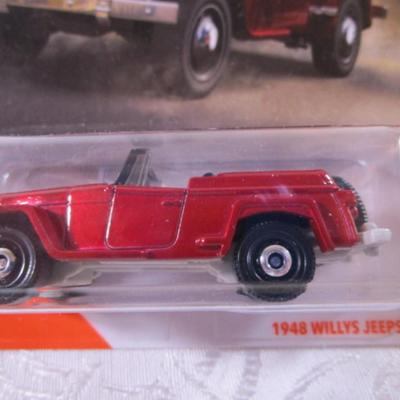 2 Matchbox cars