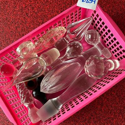 Cruet tops