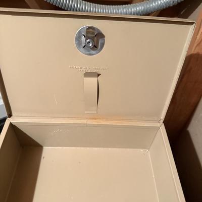 Storage/safe box