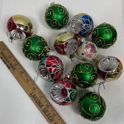Vintage Christmas Tree Ornaments - multicolored