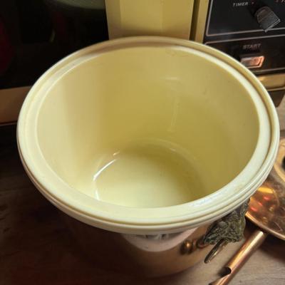 Copper ice bucket with lions
