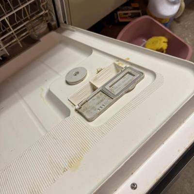 Maytag dishwasher
