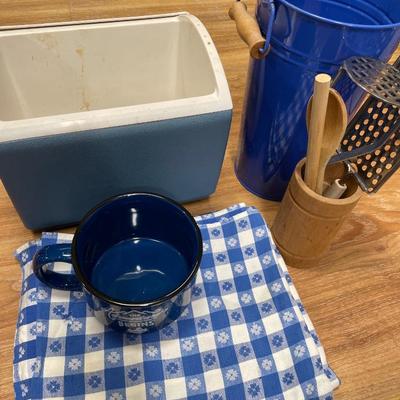 Blue pottery and picnic items