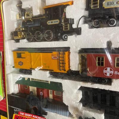 Roll’n Thunder train set and accessory track