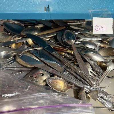 Storage drawers with silverware