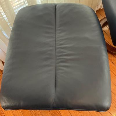 Pair of Leather Ekornes Stressless Ottomans Leg Rests