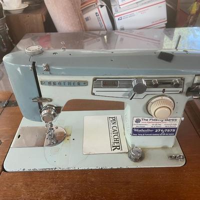 Brother sewing machine & cabinet