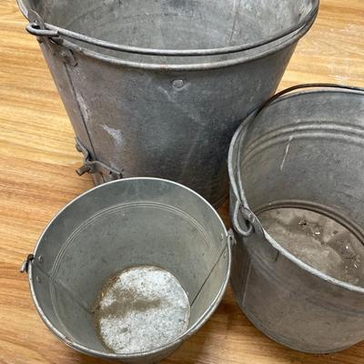 3 metal buckets