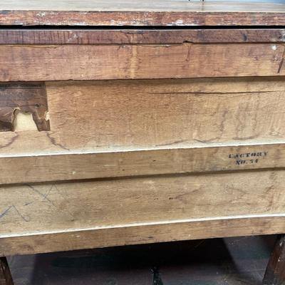 LEA dresser