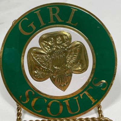 Vintage Girl Scout Emblem Sticker Decal 3.5" Royal-Cal Gold & Green Circle