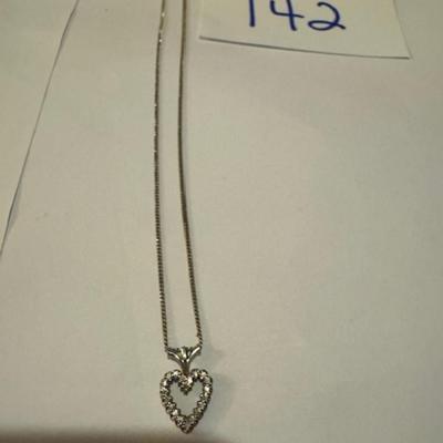 18kt Gold Heart pendant and 14kt chain