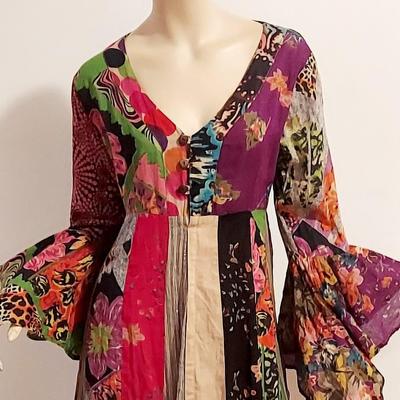 Vtg Boho Patchwork Duster Button top