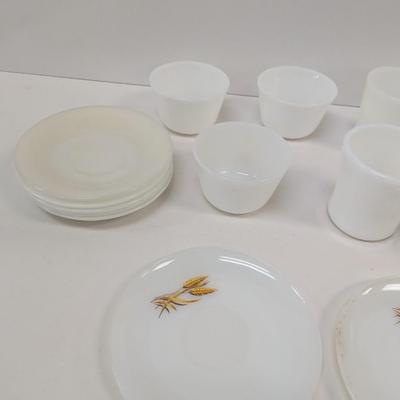 Vintage Anchor Hocking Dishes