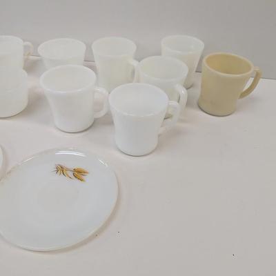Vintage Anchor Hocking Dishes