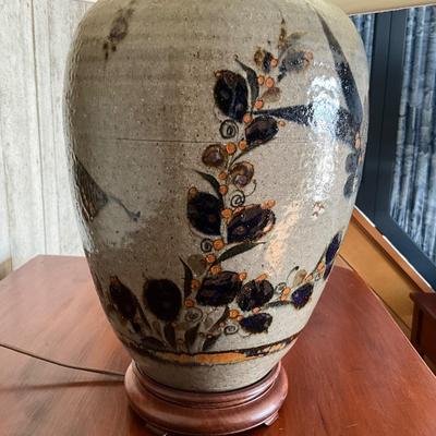 UB782 Vintage Fish Pottery Lamp