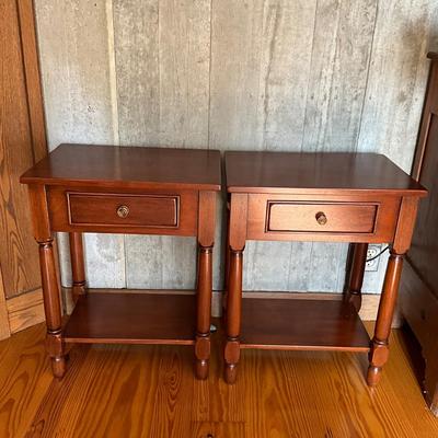 UB787 Pair of Cherry Single Drawer End Tables