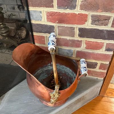 UB792 Antique Copper, Brass, Porcelain Coal Scuttle