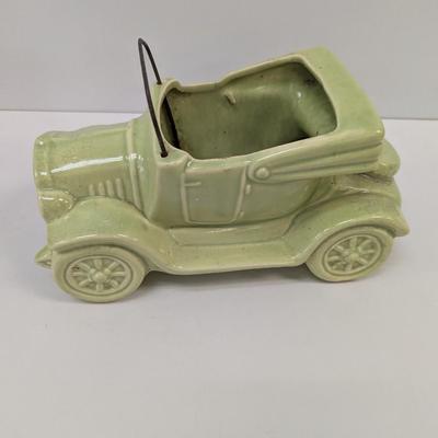 Vintage McCoy Auto Planter Green