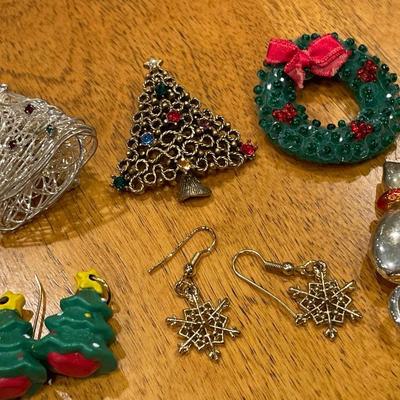 Christmas jewelry