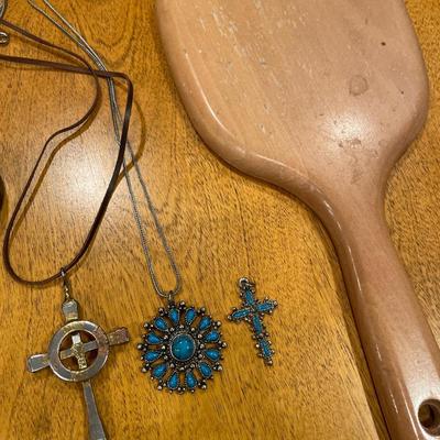 Cross jewelry with wood mirror