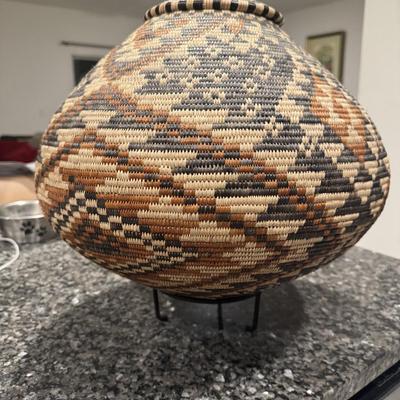 Vintage African Zulu wedding basket excellent condition