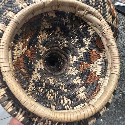 Vintage African Zulu wedding basket excellent condition