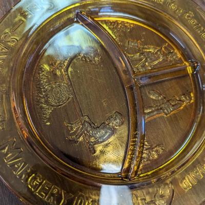 Tierra Indiana Glass Nursery Rhyme Plates
