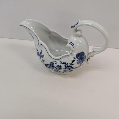 Vintage Blue Danube Gravy Boat Blue Onion Pattern