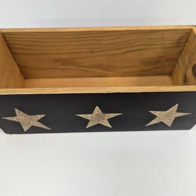 PJ Rankin Hults Collection Primitives By Kathy Wooden Flag Box