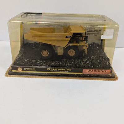1:64 CAT 775E Off Highway Truck Die Cast Scale Model Replica