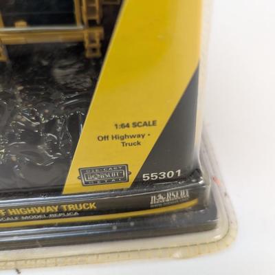 1:64 CAT 775E Off Highway Truck Die Cast Scale Model Replica