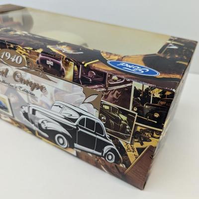 1:18 Motor Max Die Cast Metal & Plastic 1940 Ford Coupe