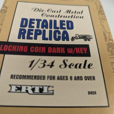 Texaco Locking Bank 1:64 Truck 1:34 1932 Panel Truck Bank 1/25