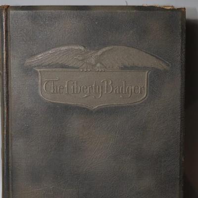THE LIBERTY BADGER YEARBOOK 1919 1920 DEDICATION OF WISCONSIN HEROS /HISTORICAL