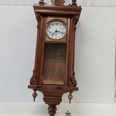 Vintage Sligh Wall Clock With Key