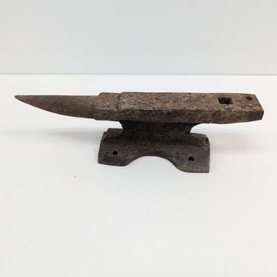 Approx 10" Long Antique Anvil