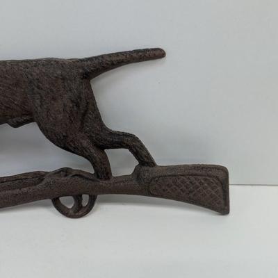 1950's Hunting Dog & Rifle Wall Plaque
