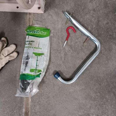HEAVY METAL HOSE REEL, GARDEN HOSES, SPRAYERS AND MORE