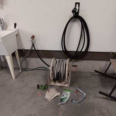 HEAVY METAL HOSE REEL, GARDEN HOSES, SPRAYERS AND MORE
