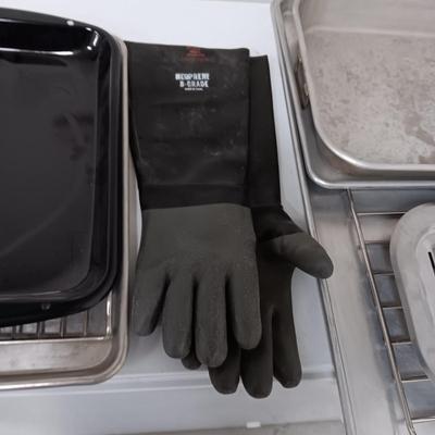 COMMERCIAL AND REGULAR BAKING PANS