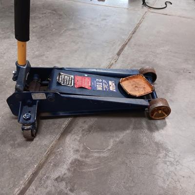 LINCOLN ALL AMERICAN 2 TON FLOOR JACK