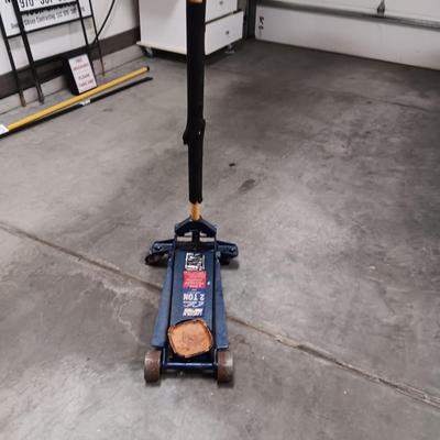 LINCOLN ALL AMERICAN 2 TON FLOOR JACK